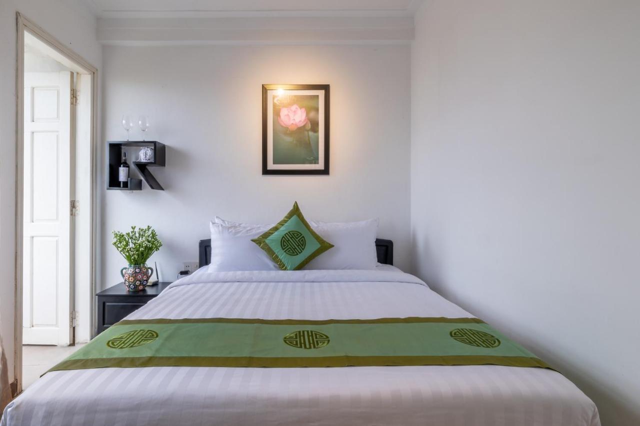 Charming Riverside Hotel Хуе Екстериор снимка