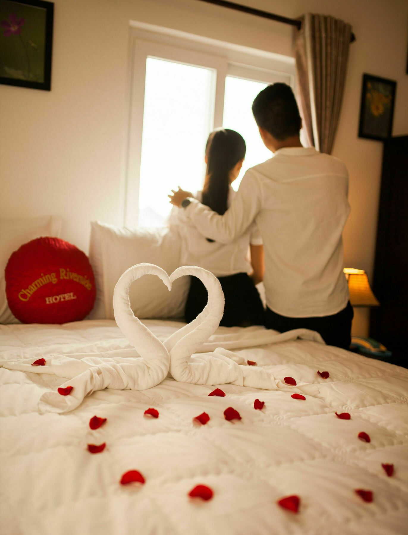 Charming Riverside Hotel Хуе Екстериор снимка